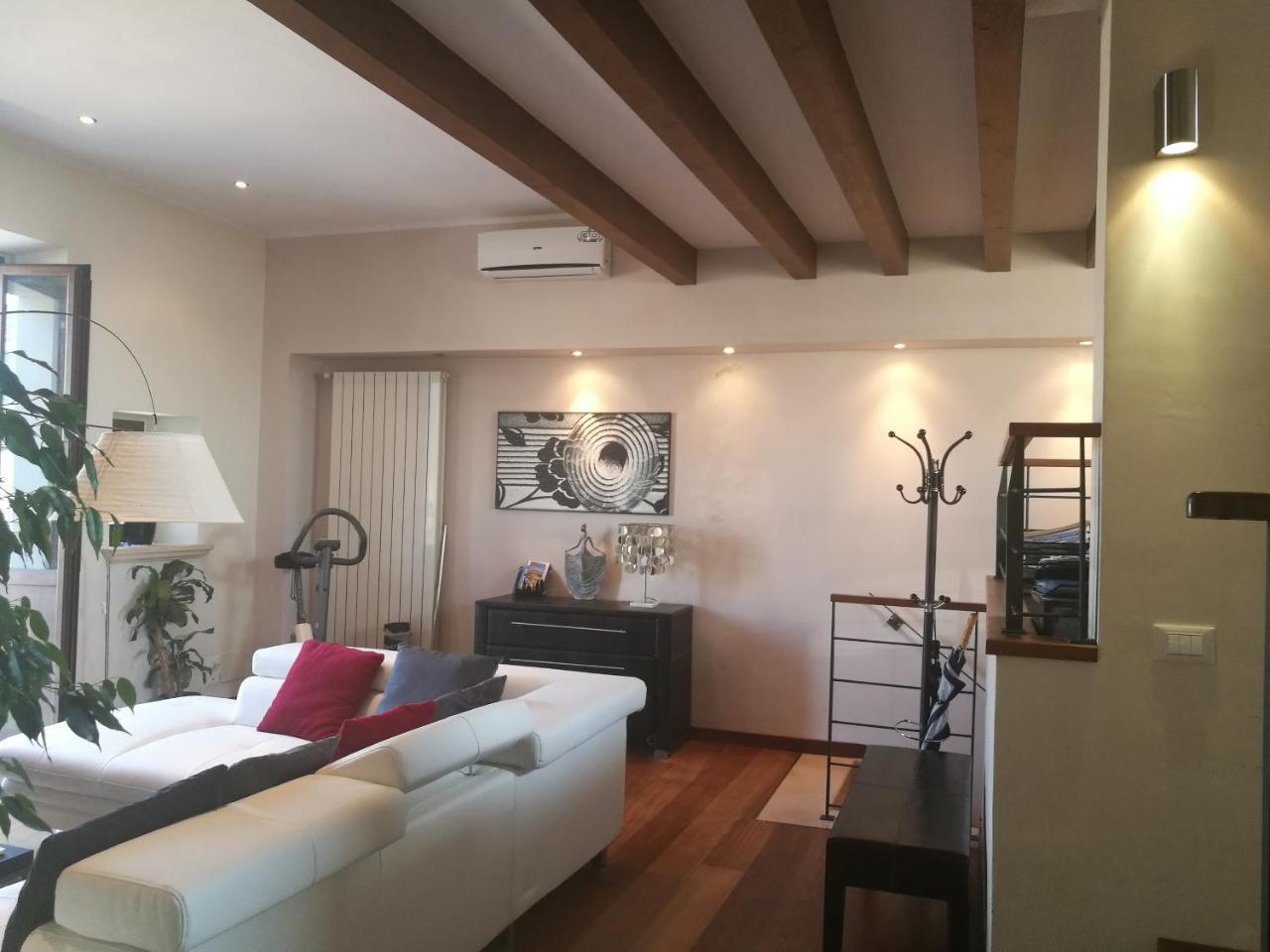 乐格斯住宿加早餐旅馆 苏尔莫纳 外观 照片